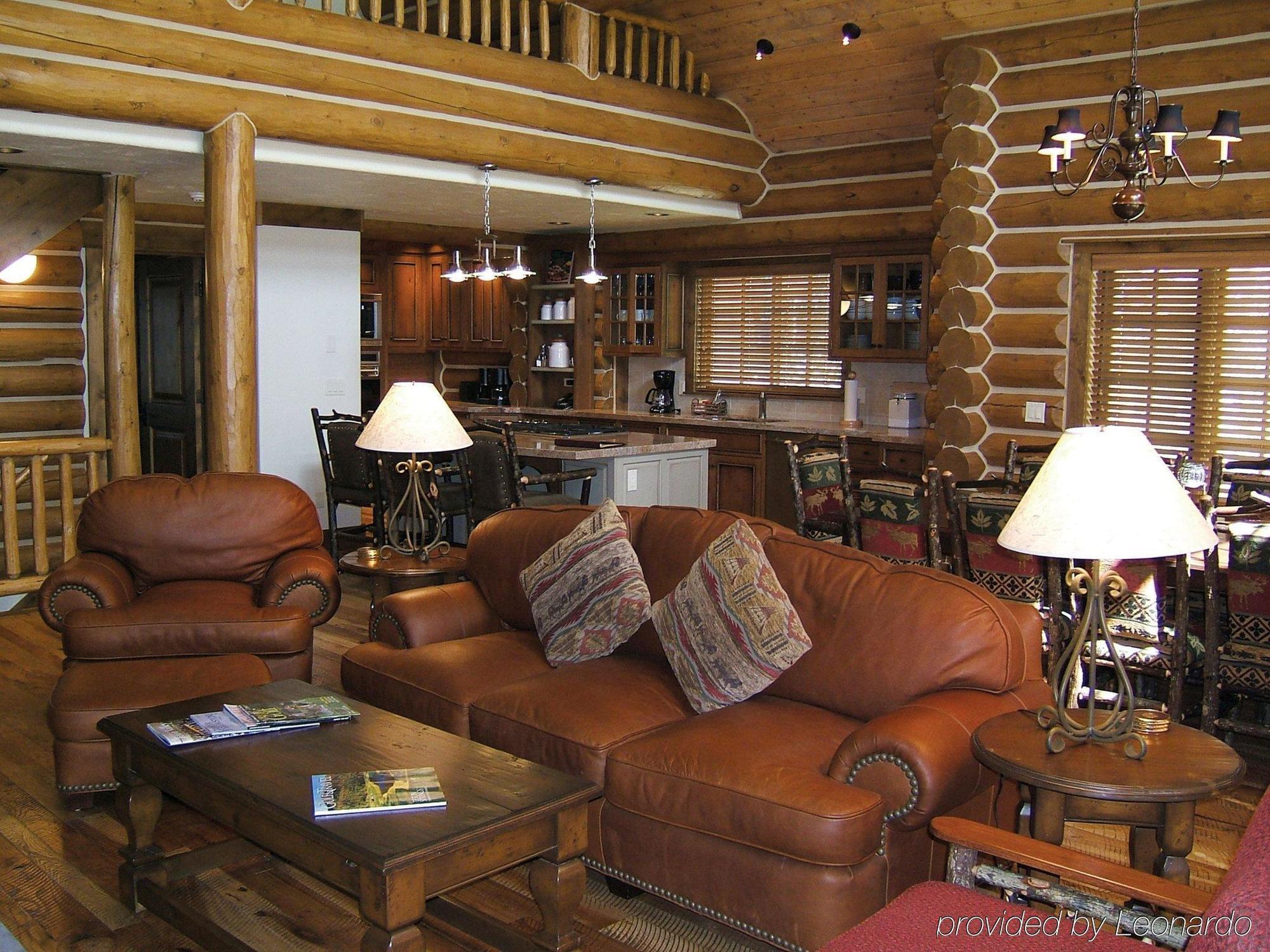The At Bronze Buffalo Ranch *